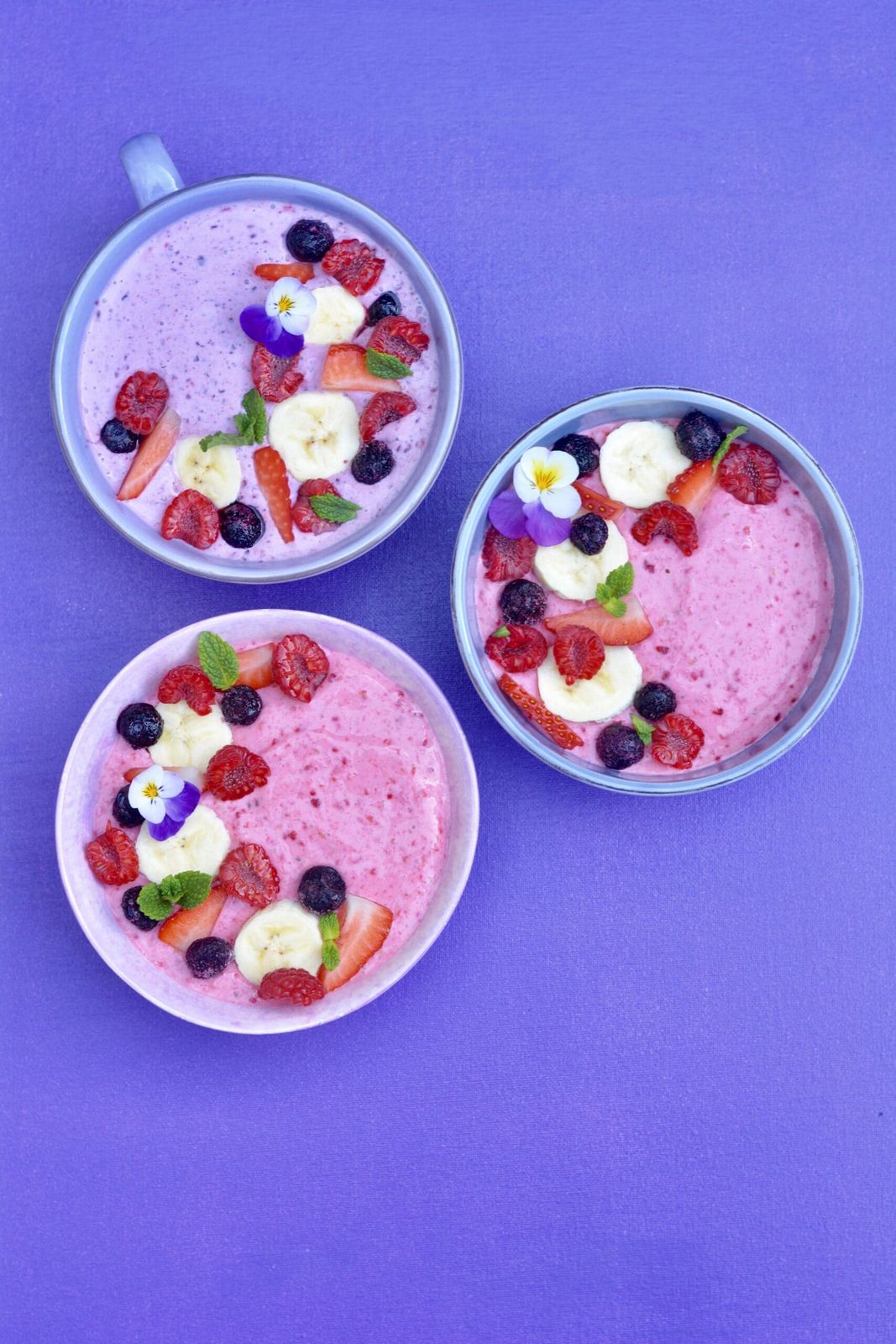 Berry & Banana Smoothie Bowl With Greek Yoghurt Inspired By Tessa Cook