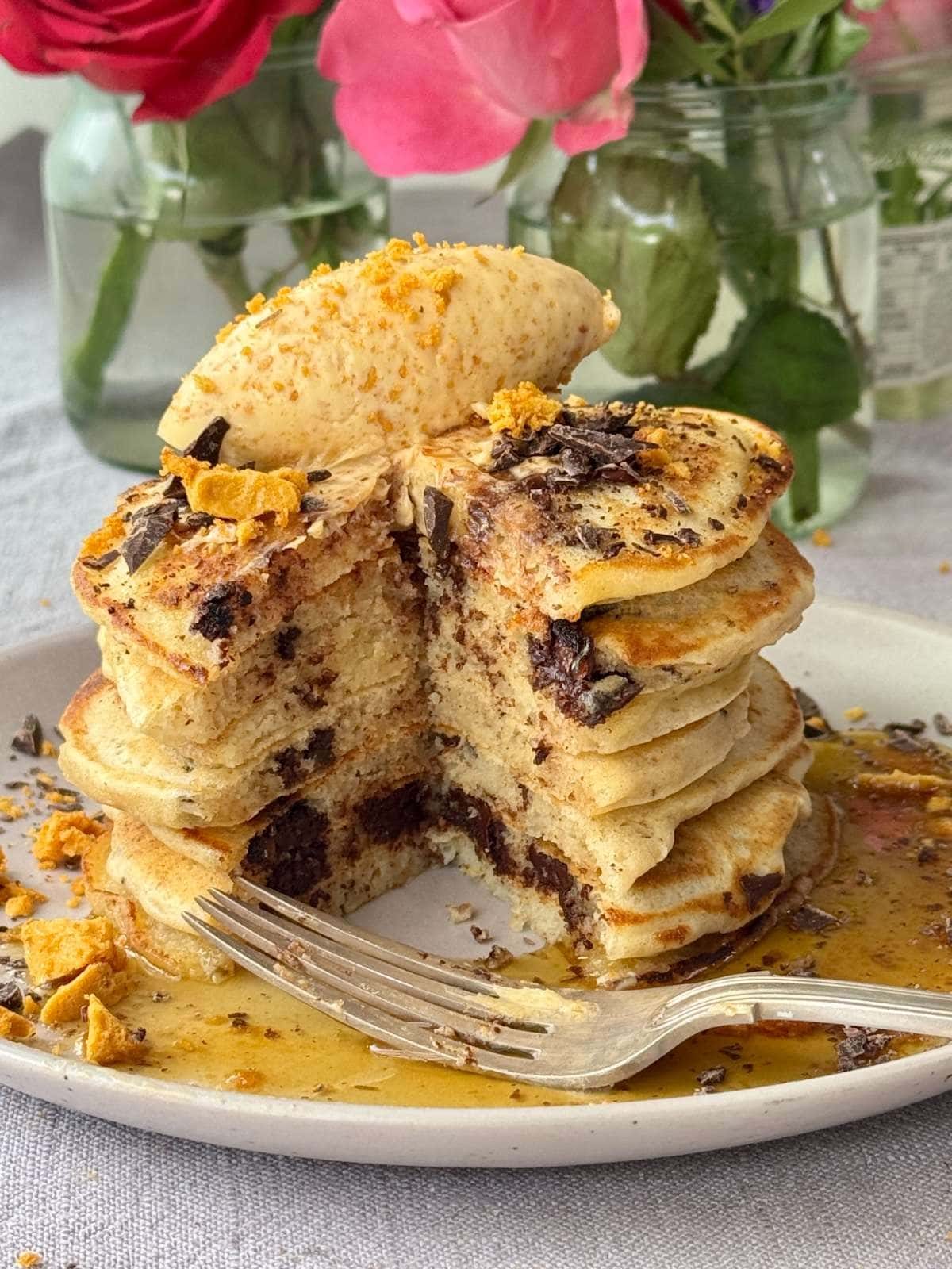 sliced chocolate chip pancakes.