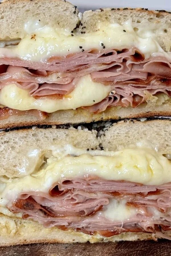 breakfast bagels sandwiches crosssection.