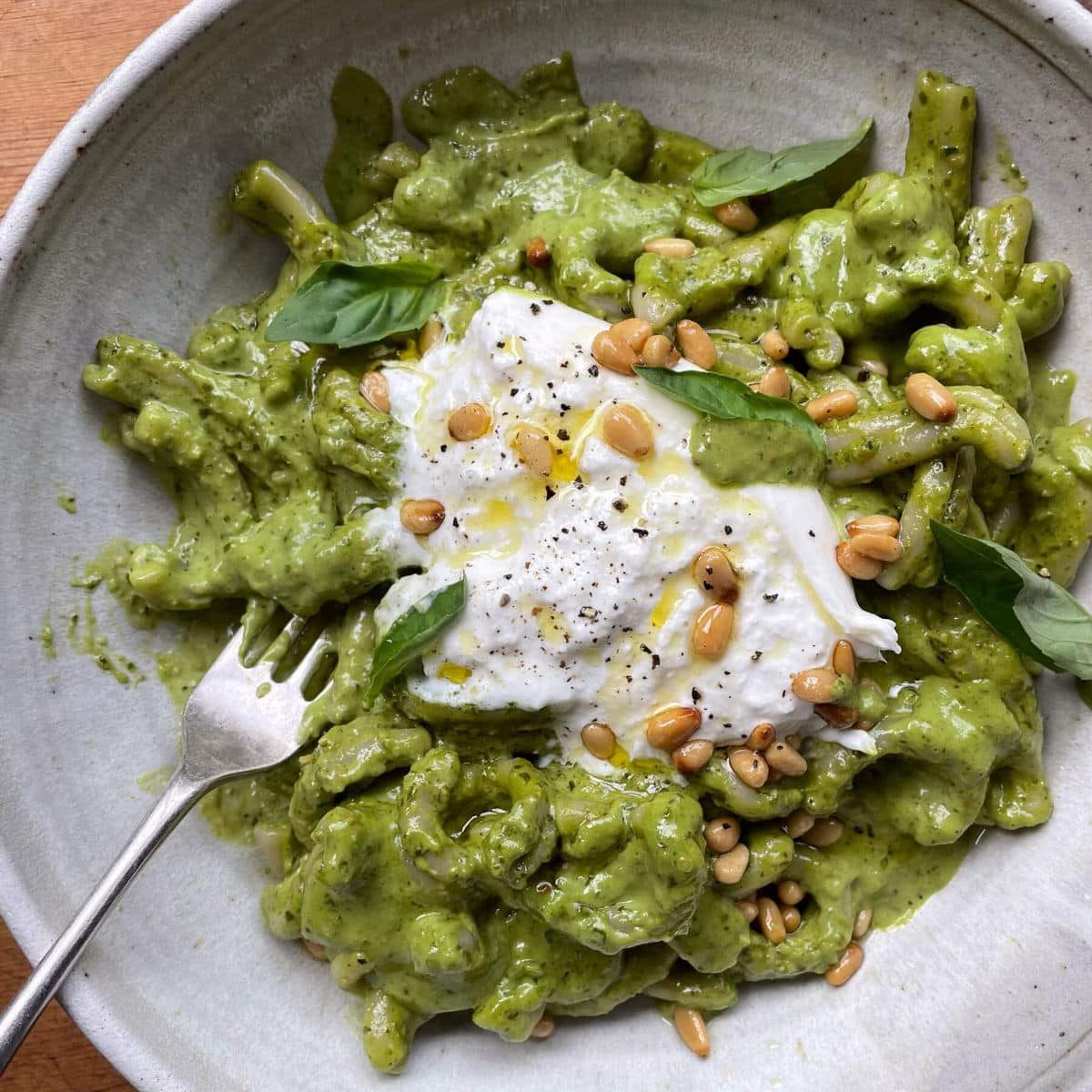 Creamy Pesto Pasta with Burrata