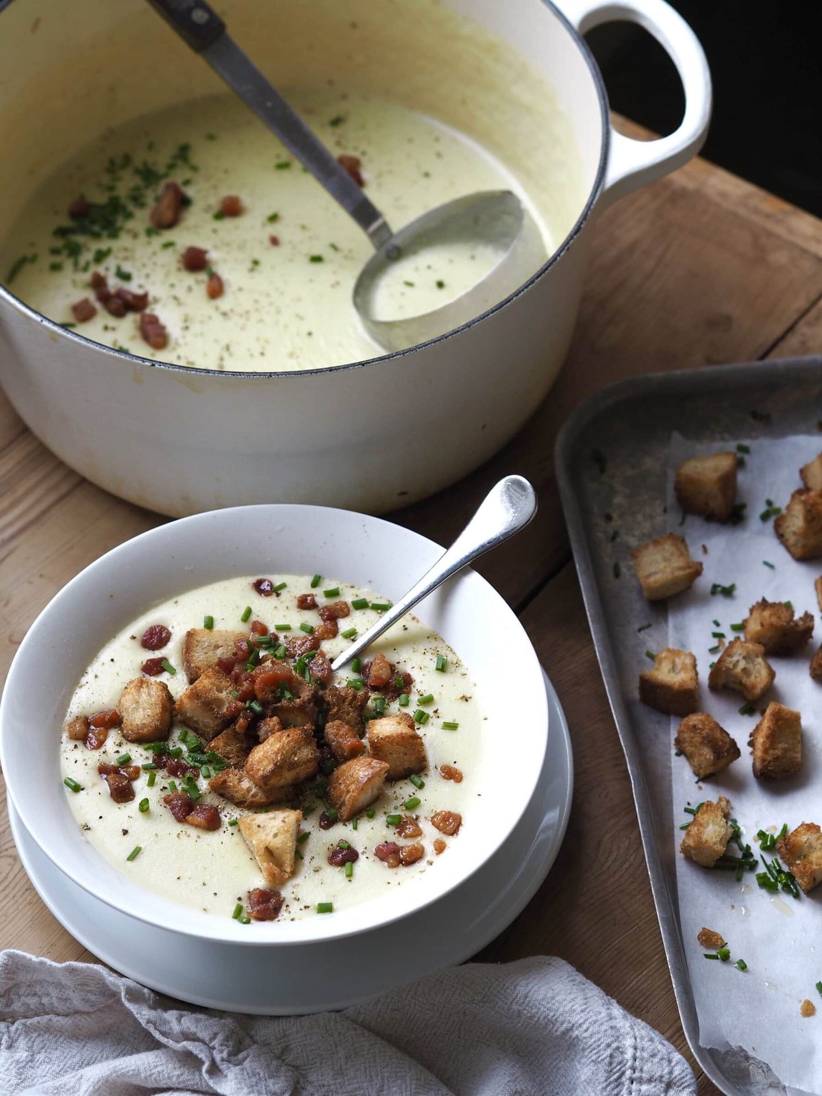 Creamy Potato and Leek Soup with Bacon Croutons