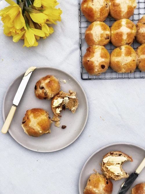 Easy To Make Hot Cross Buns