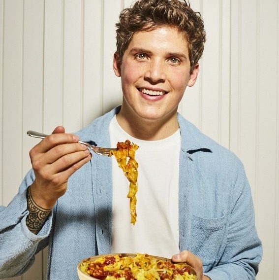 Episode 123: Max La Manna: Chef, Presenter, Author and Low Waste & Sustainable Living Champion