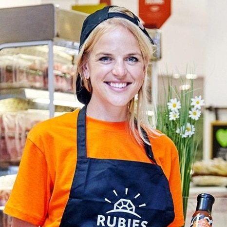 Episode 21: Jenny Costa: Founder of Rubies in the Rubble