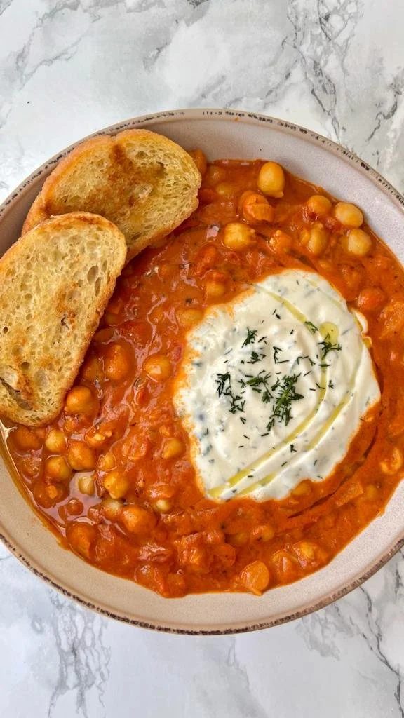 Healthy One Pot Tomato and Chickpea Stew