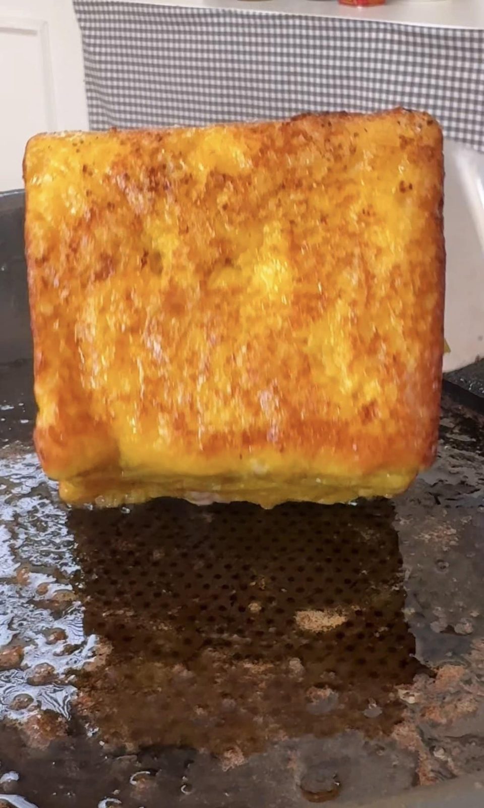 frying hong kong french toast.