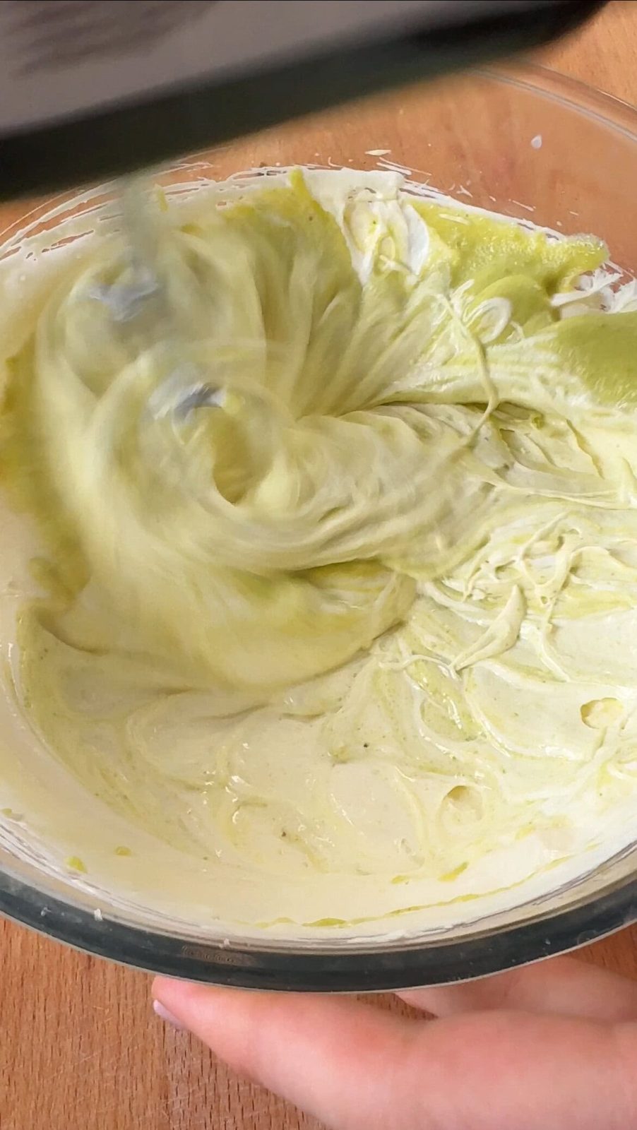 whipping pistachio cream with mascarpone.