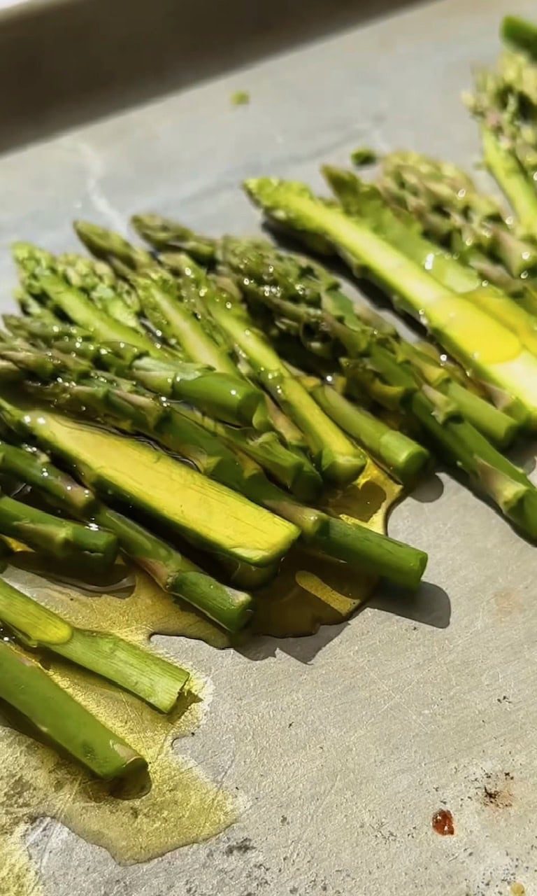 roasting asparagus spears