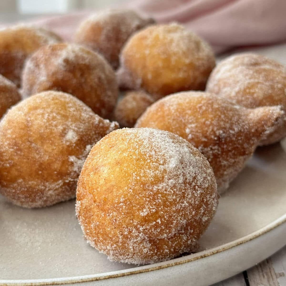 Sfingi (Italian Doughnuts)