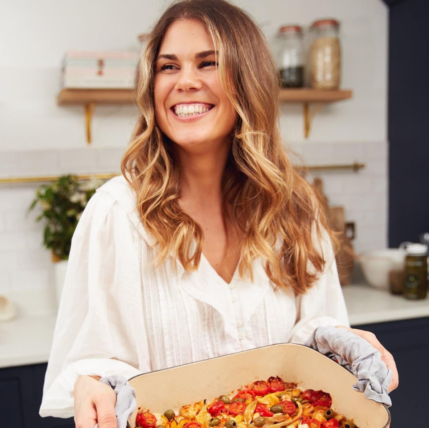 Side Dish 18: The Dream Dinner Party with Madeleine Shaw