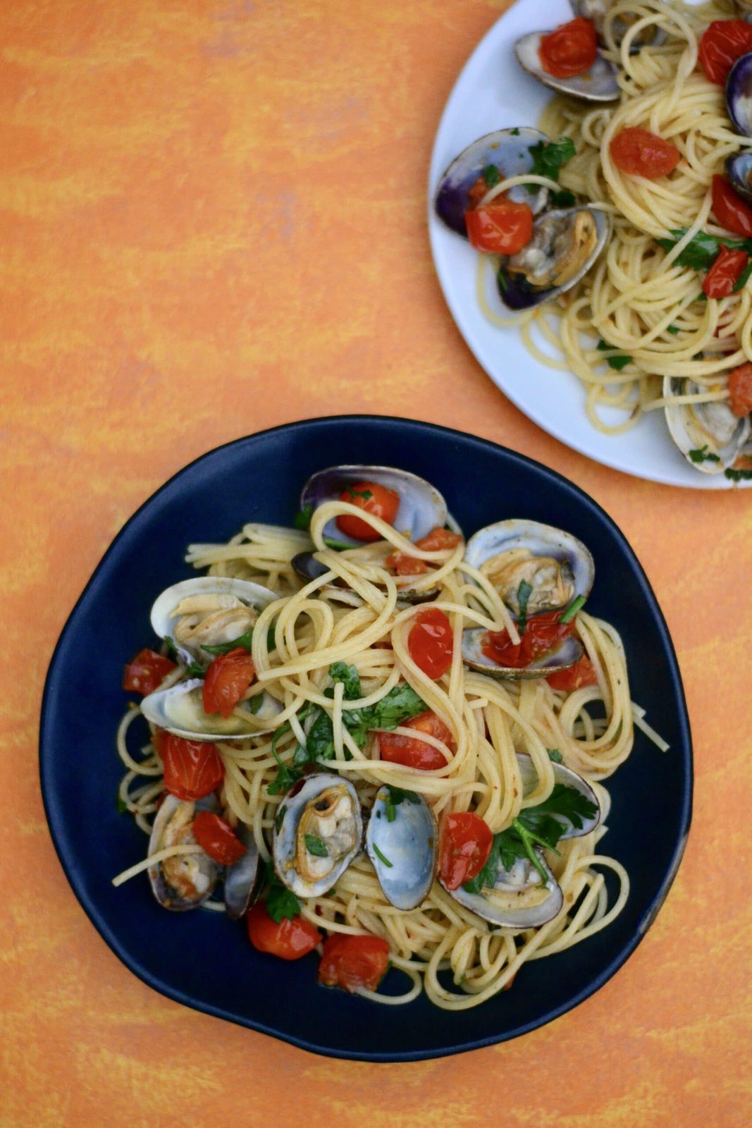 Spaghetti With Clams, Tomatoes & Garlic Inspired By Esther Coren