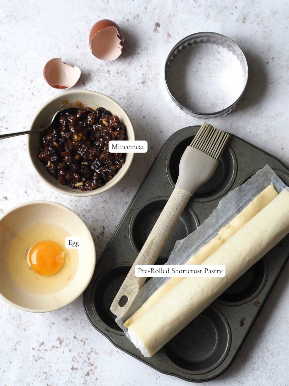 Labelled mince pie ingredients.