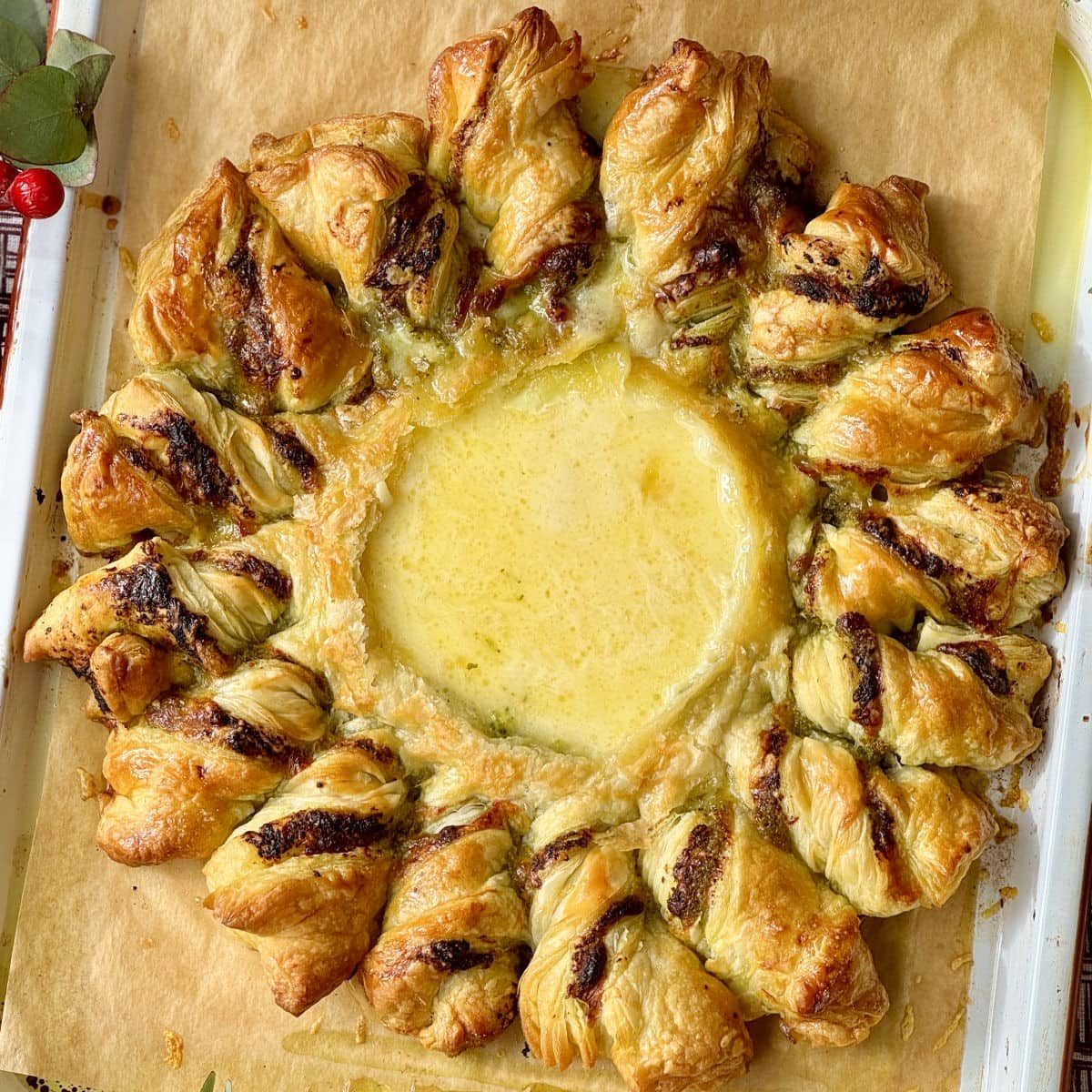 Easy Pesto Tarte Soleil (Puff Pastry Sun)
