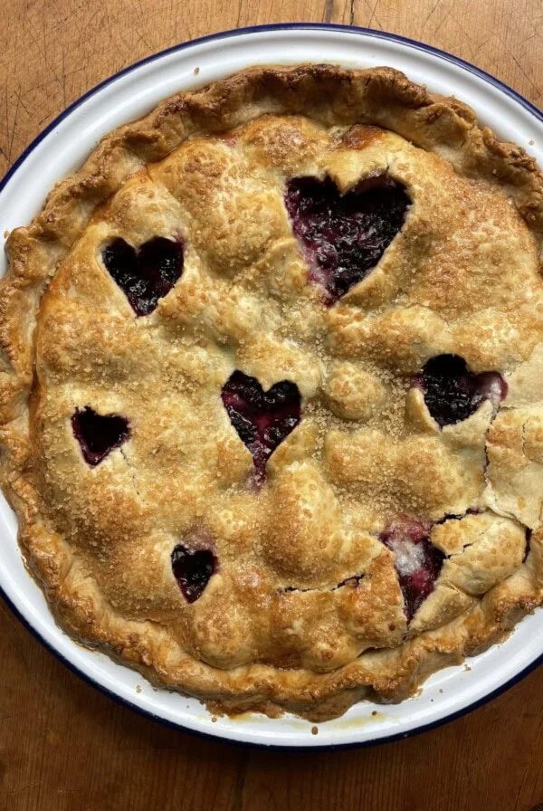 Blackberry Pie with Cream Cheese
