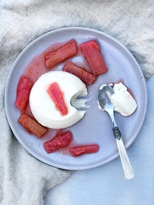 Vanilla Pannacotta With Orange & Ginger Poached Rhubarb