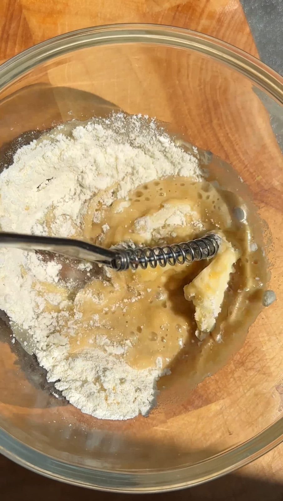 mixing the cornflour and butter for broth