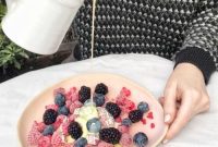 Warm White Chocolate Berry Indulgence
