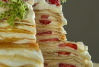 Blushing Strawberry Crêpe Perfection