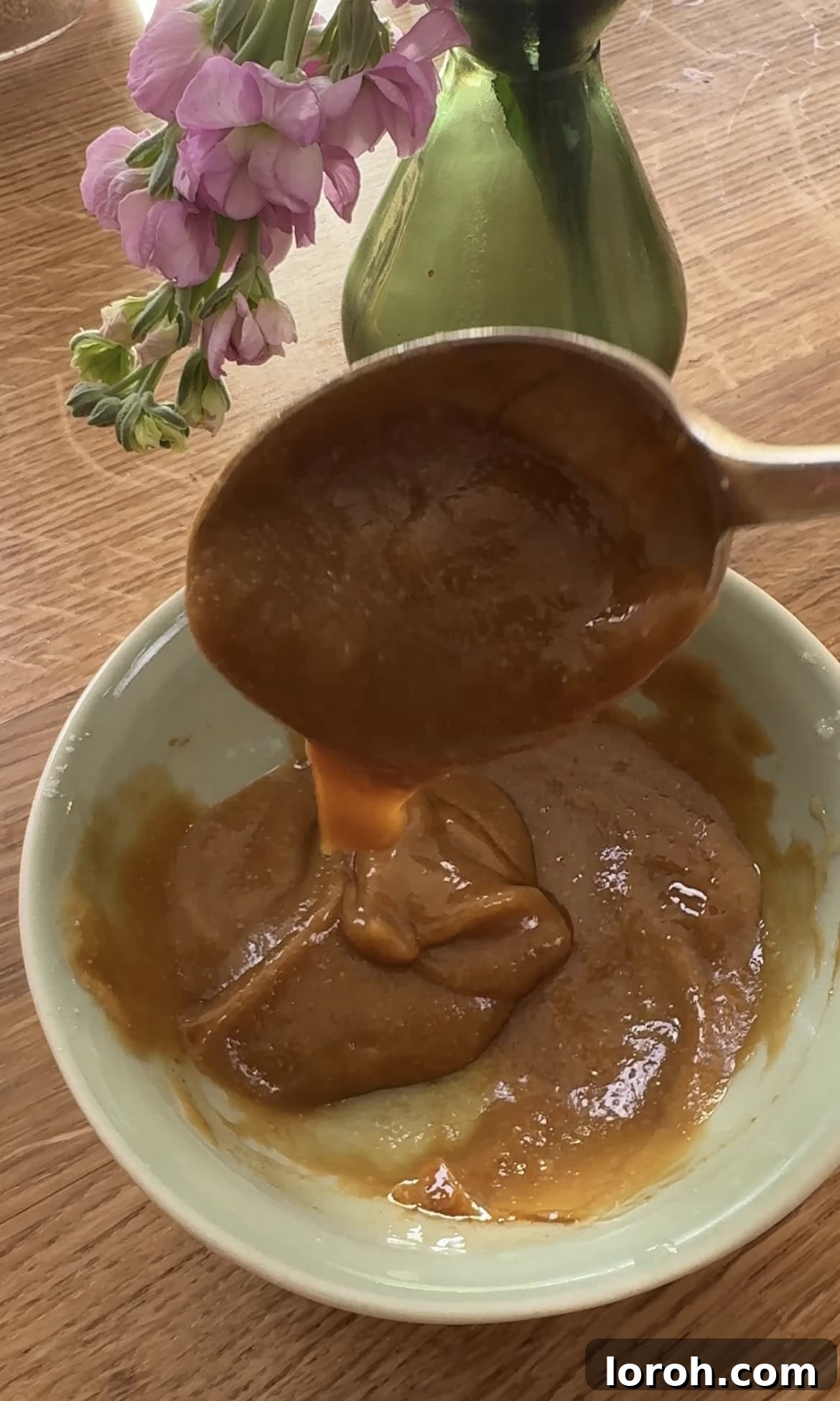 Mixing miso paste and liquids until smooth.