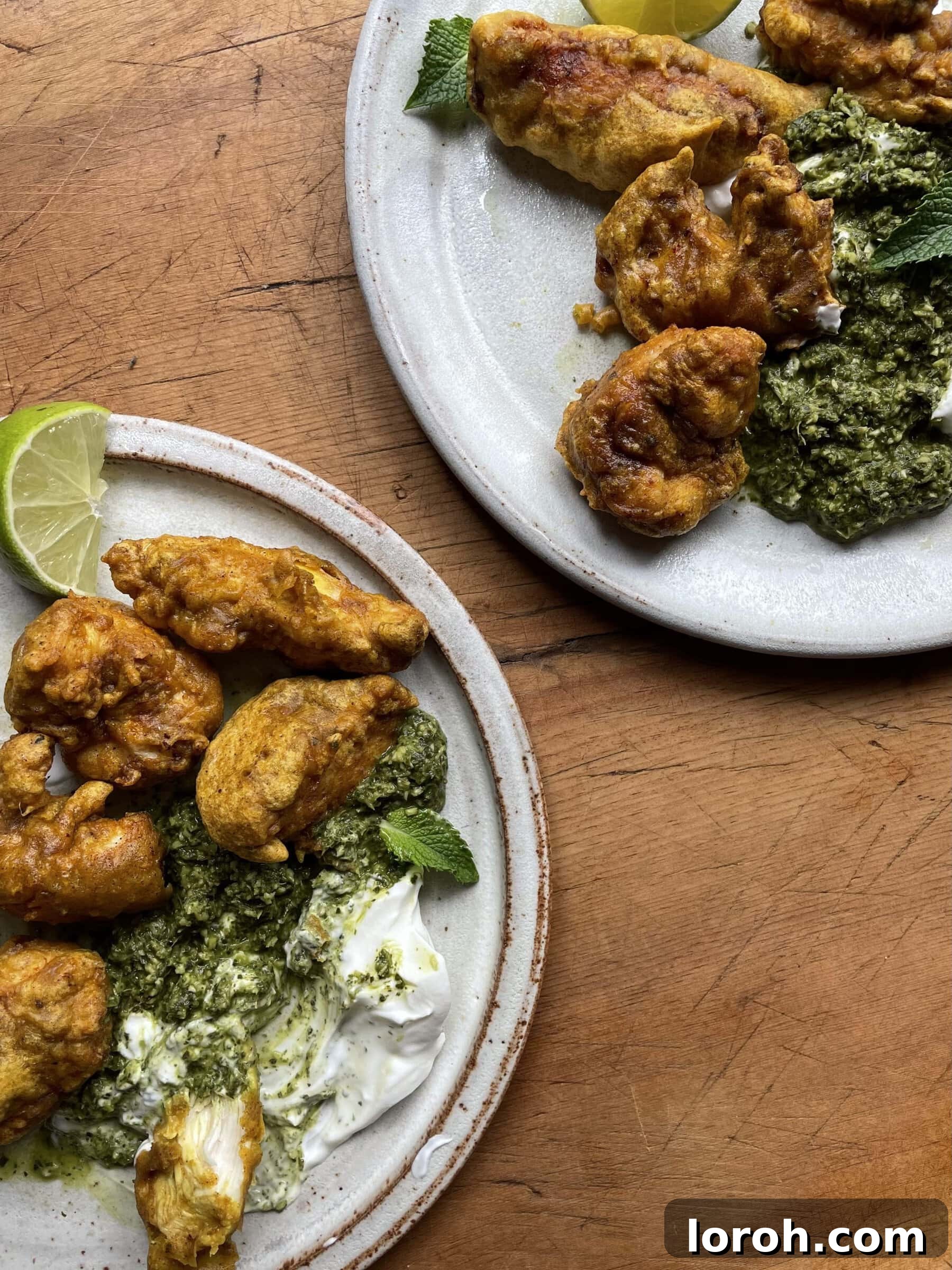 Close-up of freshly fried crispy Chicken Pakora.