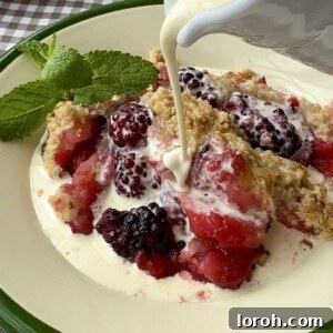 apple and blackberry crumble